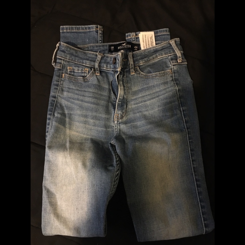 Hollister jeans
